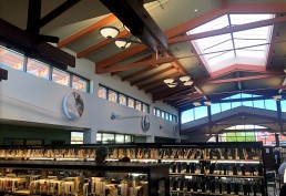 Interior photo of Hillcrest Mission Hills Public Library